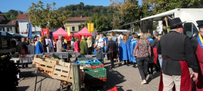 La confr�rie de l'Echalas Dauphinois a anim� la commune
