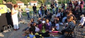 Un camion des contes tr�s festif